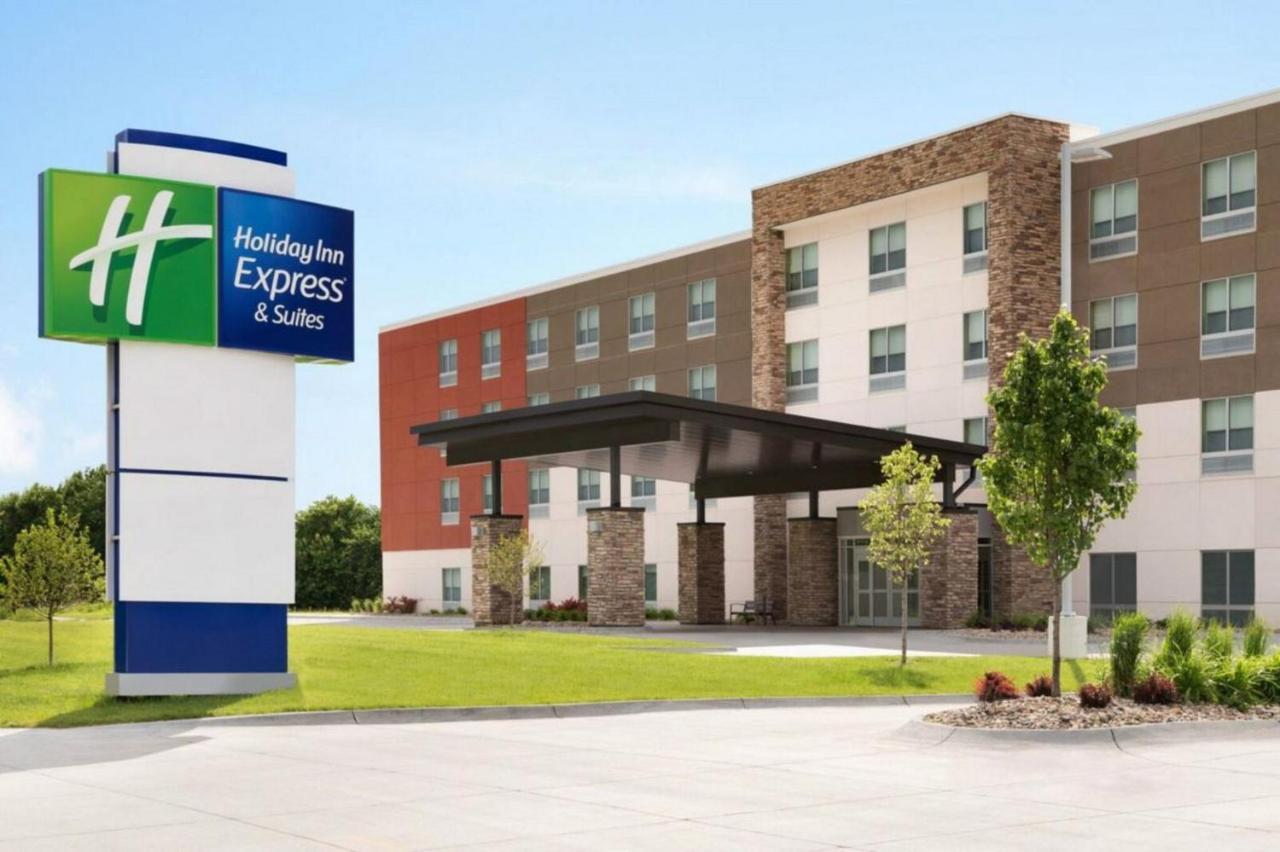 Holiday Inn Express & Suites Oscoda By Ihg エクステリア 写真