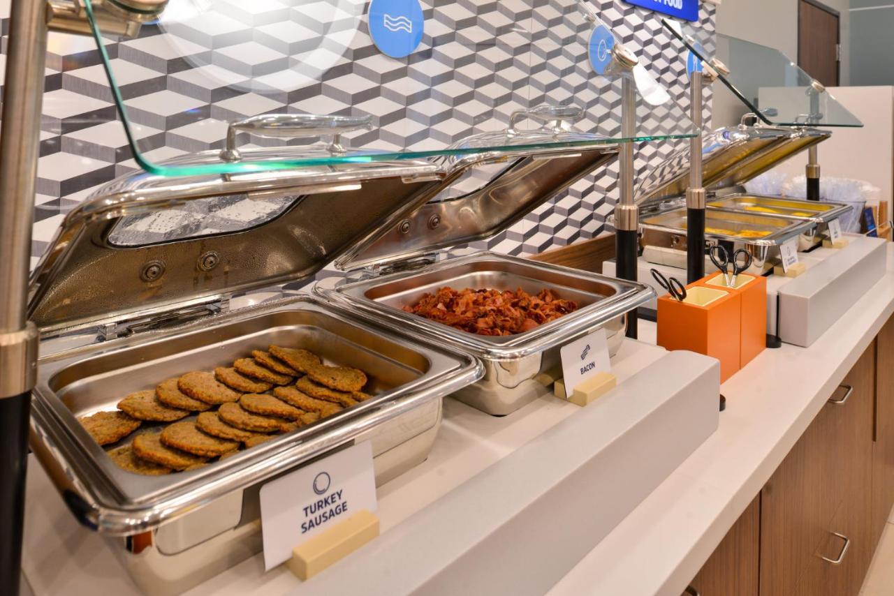 Holiday Inn Express & Suites Oscoda By Ihg エクステリア 写真