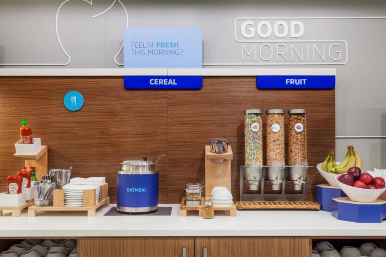 Holiday Inn Express & Suites Oscoda By Ihg エクステリア 写真
