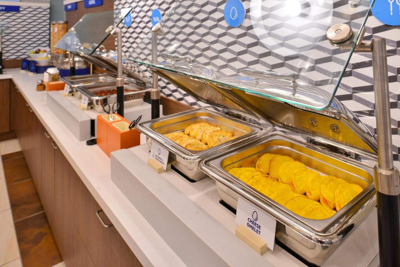 Holiday Inn Express & Suites Oscoda By Ihg エクステリア 写真